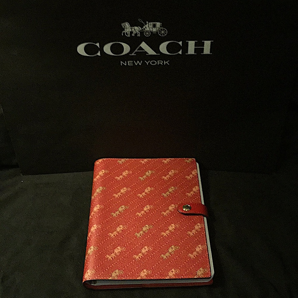 COACH -NOTEBOOK W/DIAGONAL HORSE & CARRIAGE PRINT - Picture 2 of 12